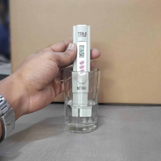 Water Purifier TDS Checking